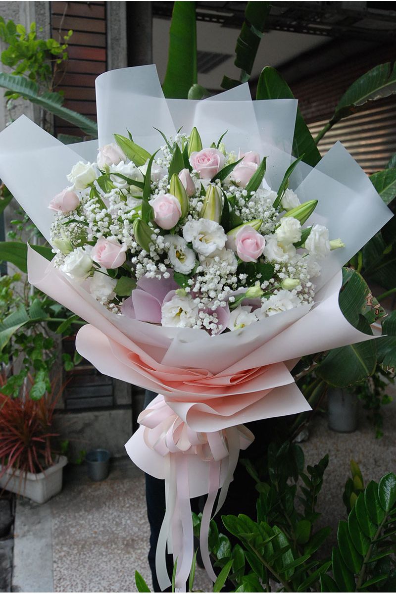 祝賀百合玫瑰花束Lily&Rose Bouquet
